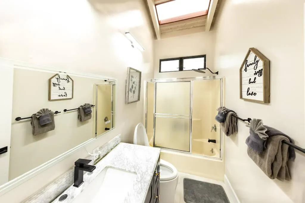 Private Pool & Spa-Beautiful Oceanview Home Kailua-Kona USA