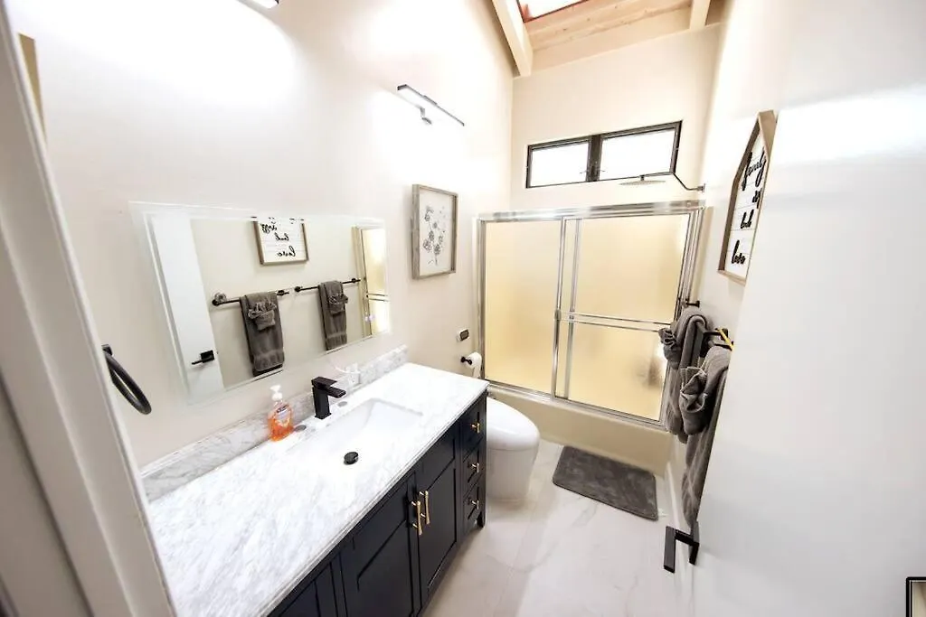 Private Pool & Spa-Beautiful Oceanview Home Kailua-Kona Holiday home