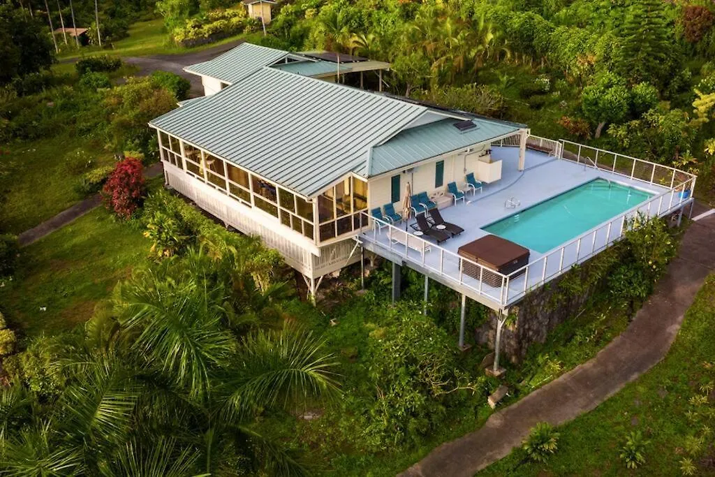 Private Pool & Spa-Beautiful Oceanview Home Kailua-Kona